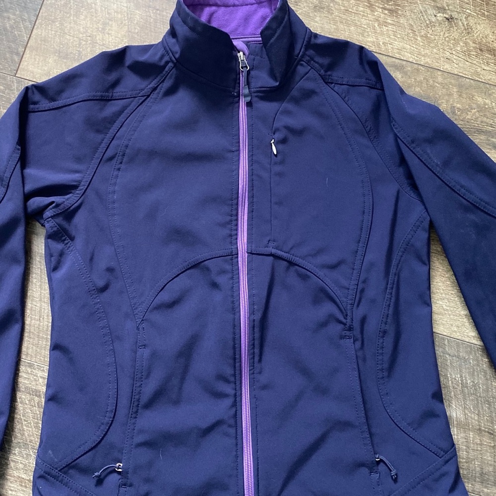 Like New! Double Diamond Lined Ski Jacket - image 3